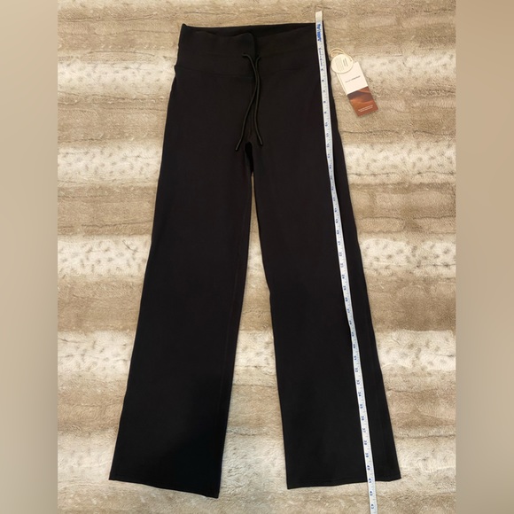 VuoriπDaily Wideleg Black Wide-Leg Leggings Size M - Picture 6 of 9